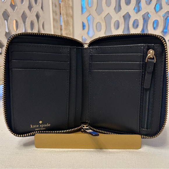 Kate Spade Multicolor Striped Wallet - Picture 4 of 9